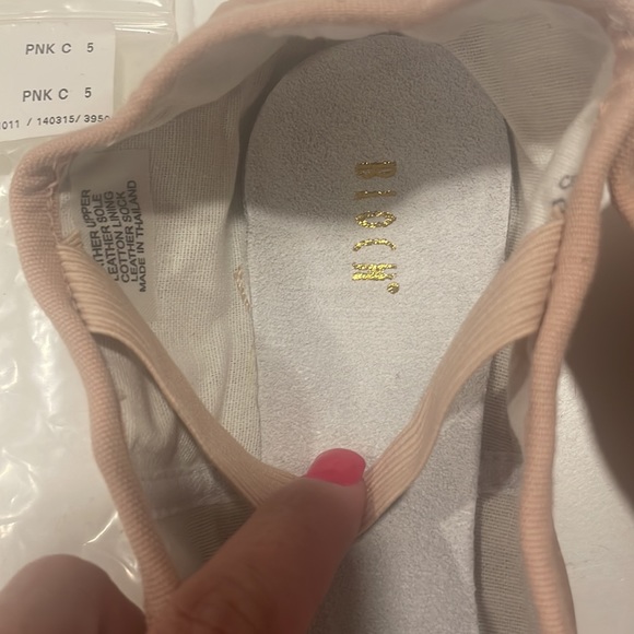 Bloch, Leather, pink size 5, the very softest leather ballet slippers - Picture 2 of 6